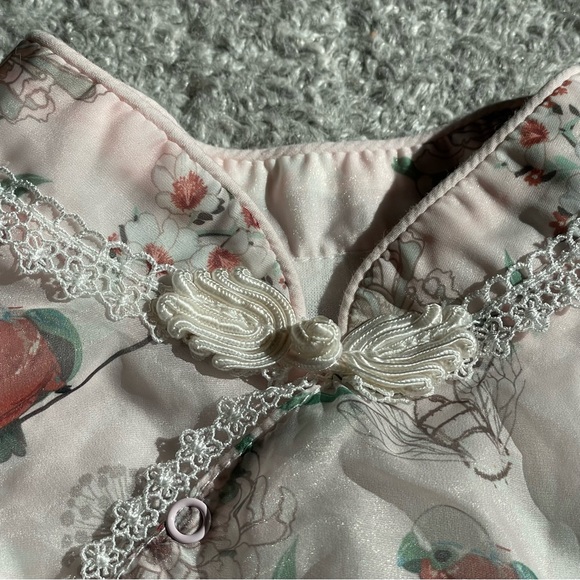 Baby Chiffon Onesie with Headband - Picture 3 of 10